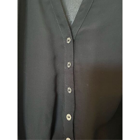 Guess Chiffon Sleeveless Blouse - Picture 2 of 5